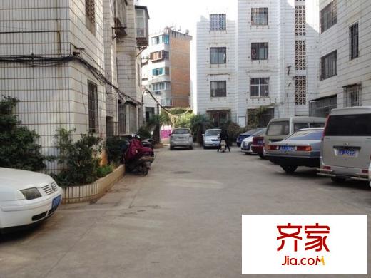 金泉小区外景图