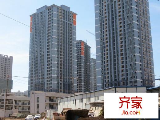 滇池源居外景图