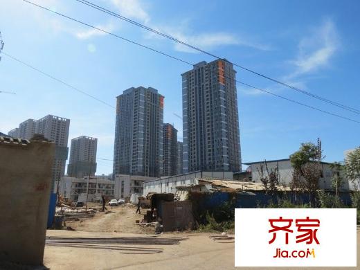 滇池源居外景图