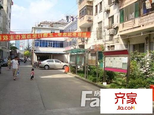 曙光小区外景图