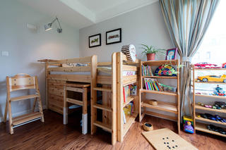 三居室美式装修儿童床图片