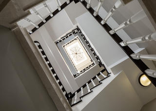 美式别墅楼梯设计