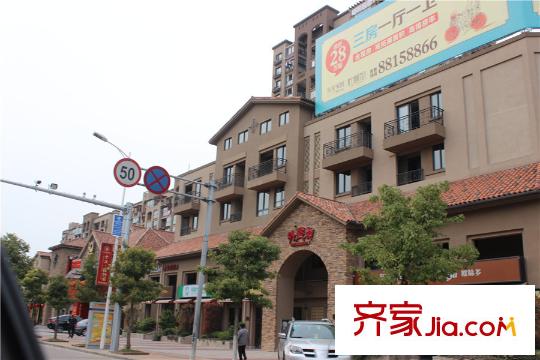 国际华城四期周边配套