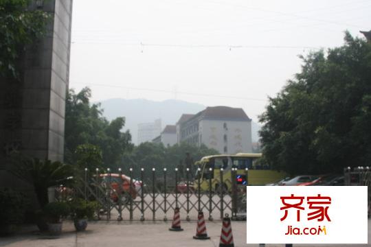 重庆巴蜀实验小学教师楼小区装修案例,装修效