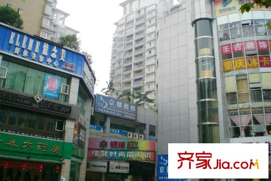 力帆翡翠郡周边商业街