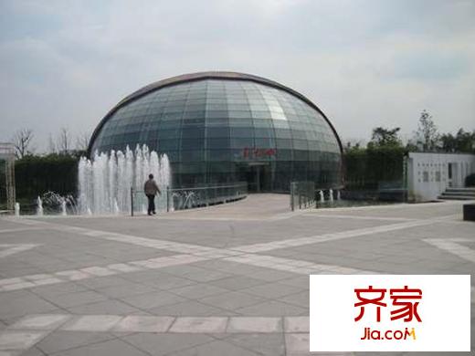 富力城河畔里销售中心外景图(2013.4.8)