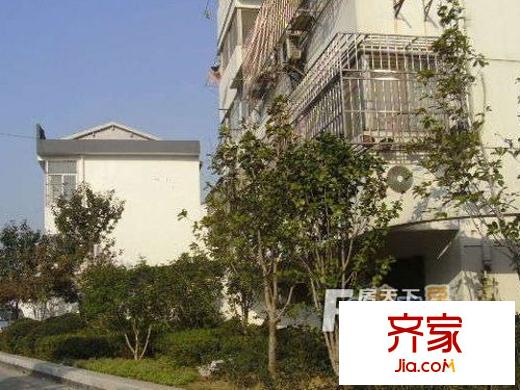 劳动路110号