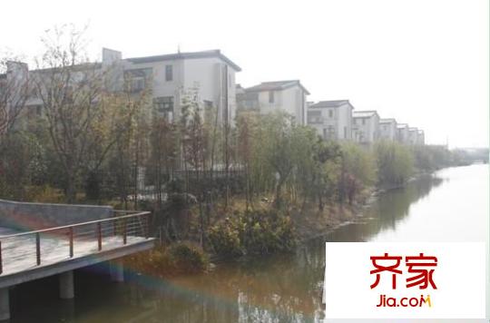 朗悦湾别墅