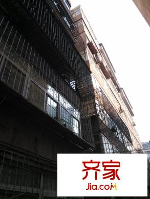 禄家巷工商局家属院外景图