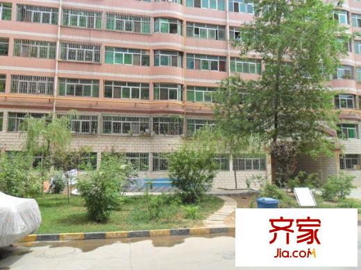保险公司家属院(广场东口)