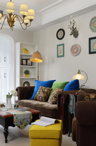 二居室美式风格家沙发图片