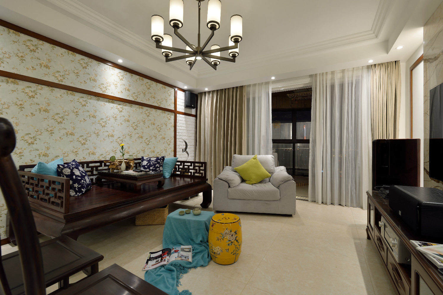中式风格,20万以上装修,120平米装修,三居室装修,客厅,沙发背景墙,暖色调
