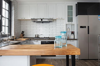 140平美式风格家厨房设计图