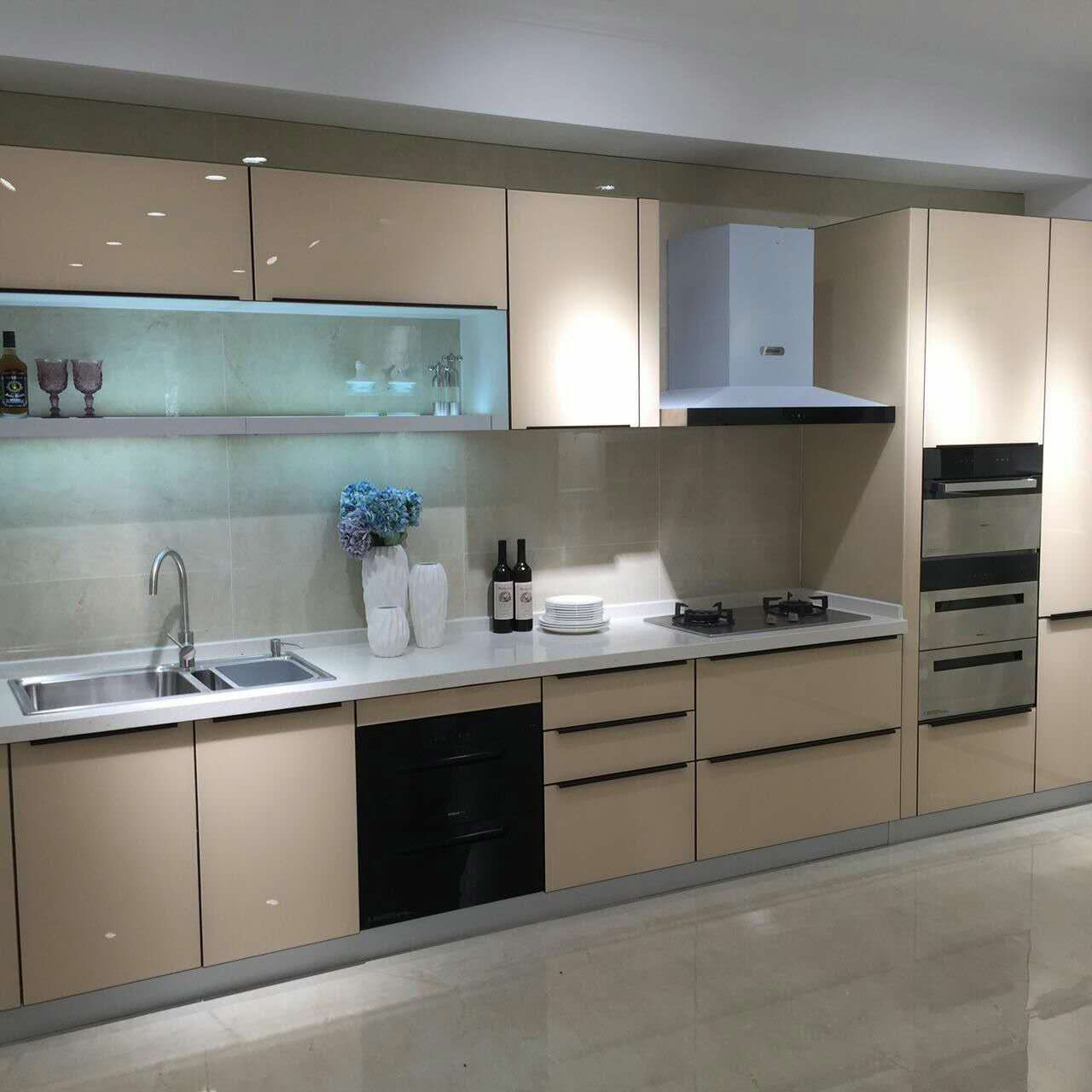 【金色年华】进口玻璃烤漆橱柜 超出3380元/延米