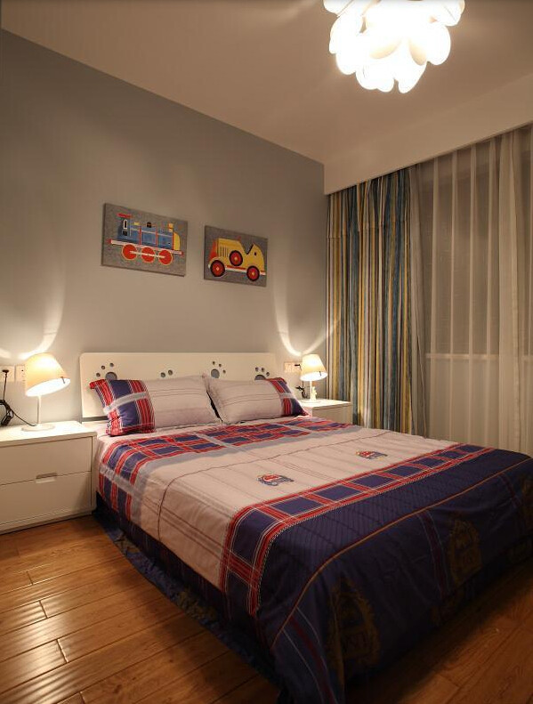 次卧的定位是客房与儿童房结合,所以买了张比较卡哇伊的1.5儿-齐家网