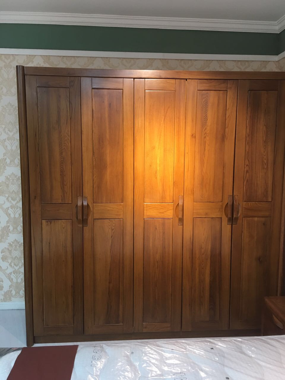 喜临门-榆木五门衣柜