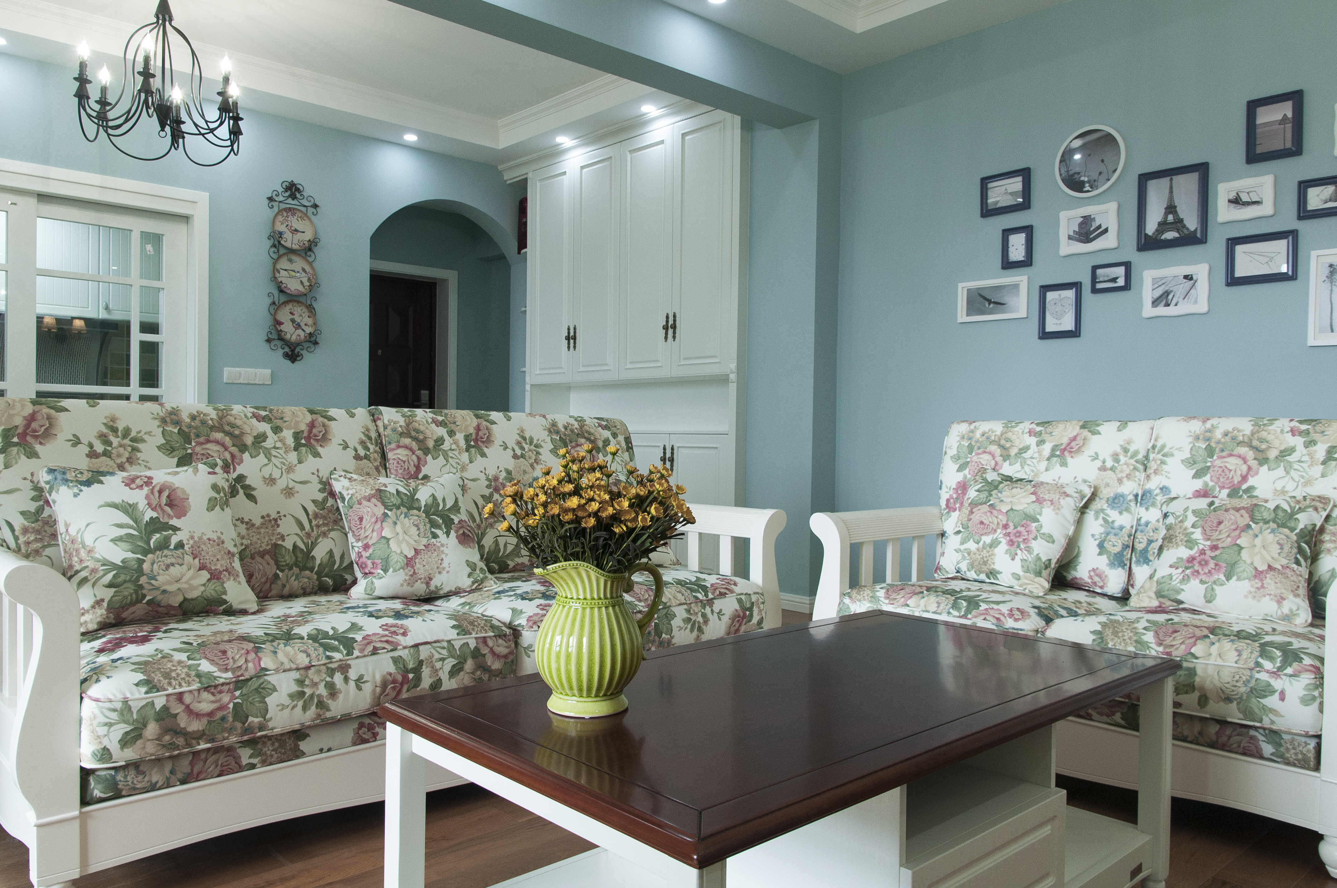 地中海风格,10-15万装修,100平米装修,三居室装修,客厅,沙发背景墙,蓝色