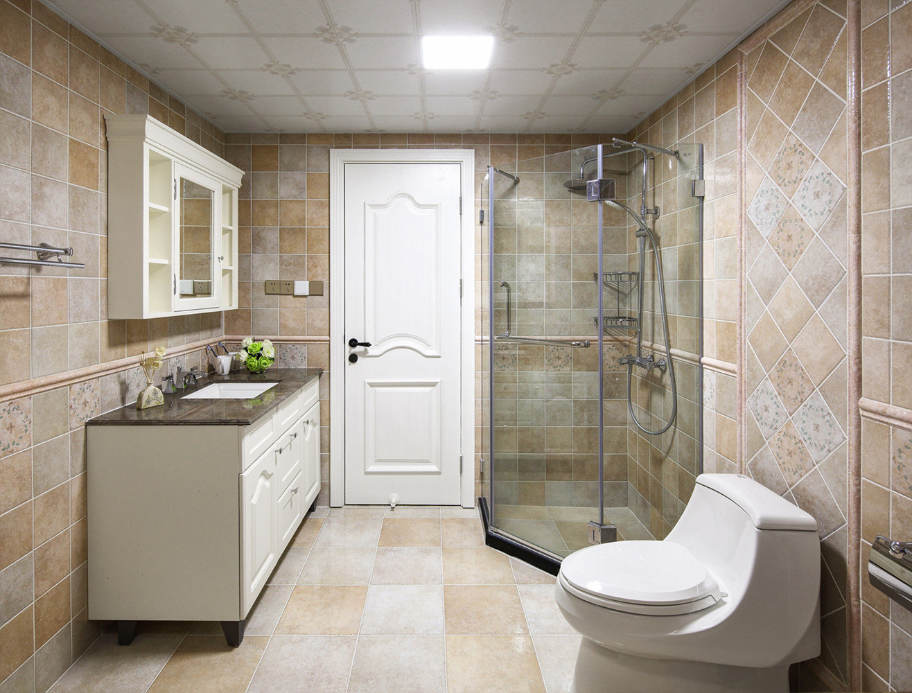 三居室美式风格家卫生间效果图