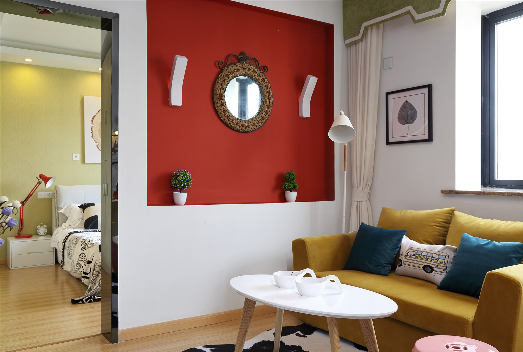 欧式风格,3万-5万装修,40平米装修,一居室装修,客厅,北欧风格,红色