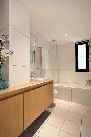 北欧风格三居室装修卫生间设计图