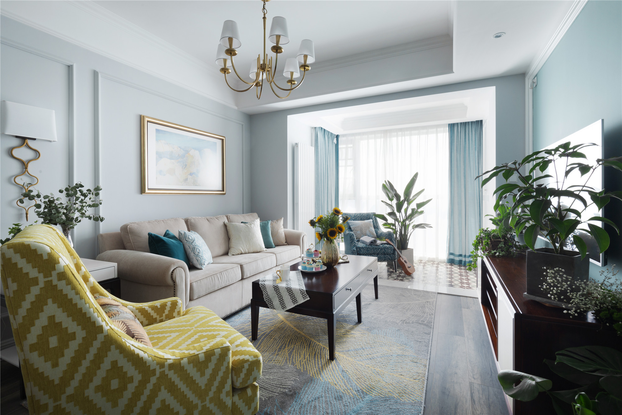 美式风格,三居室装修,20万以上装修,110平米装修,客厅,沙发背景墙,窗帘,蓝色