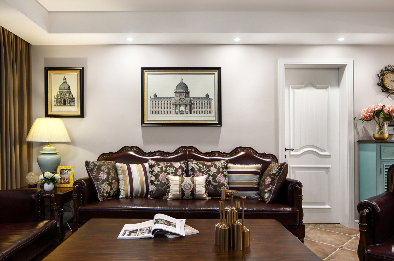 三居室美式风格家沙发背景墙图片