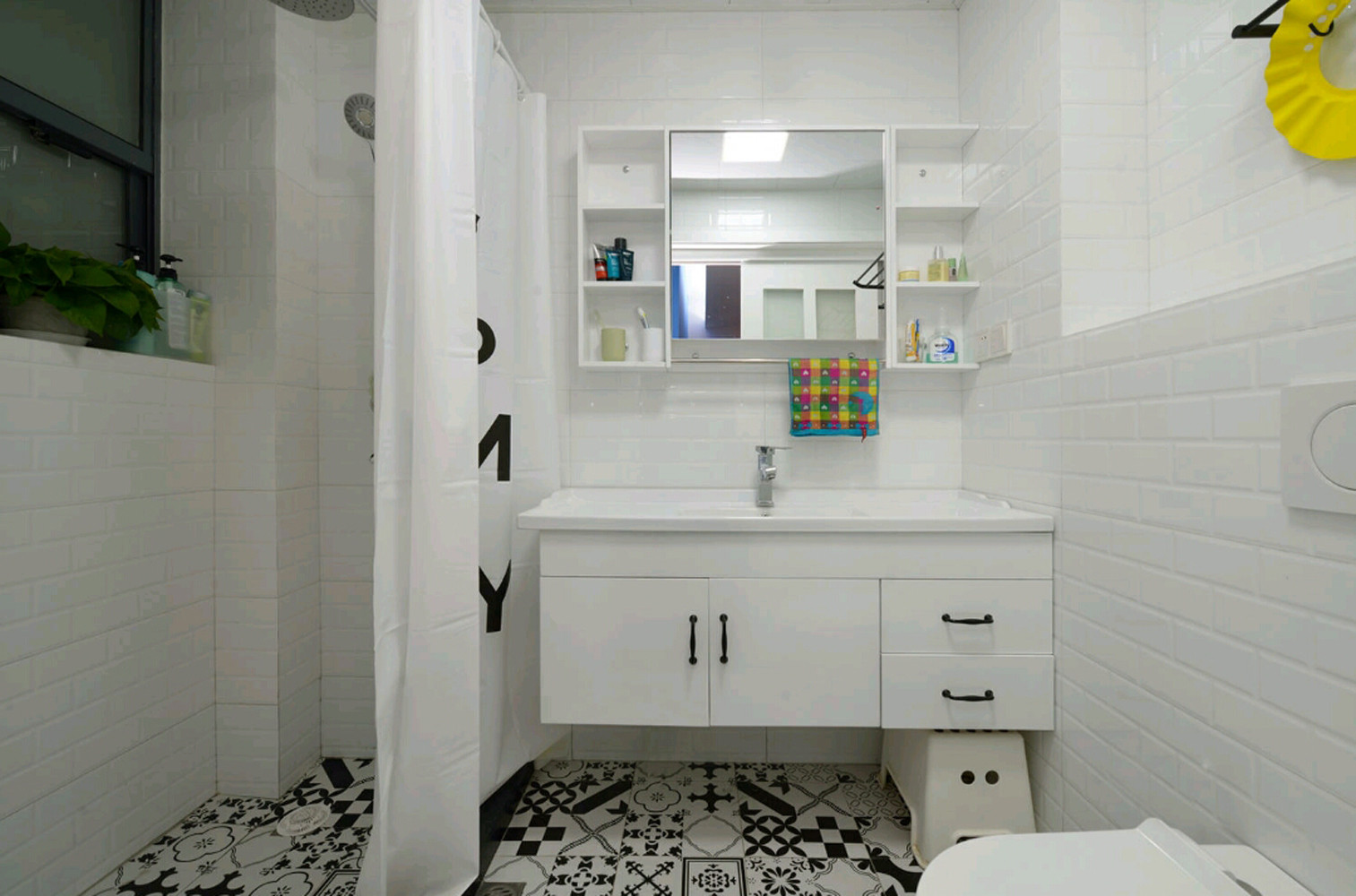 10-15万装修,二居室装修,60平米装修,卫生间,浴室柜,黑白,北欧风格