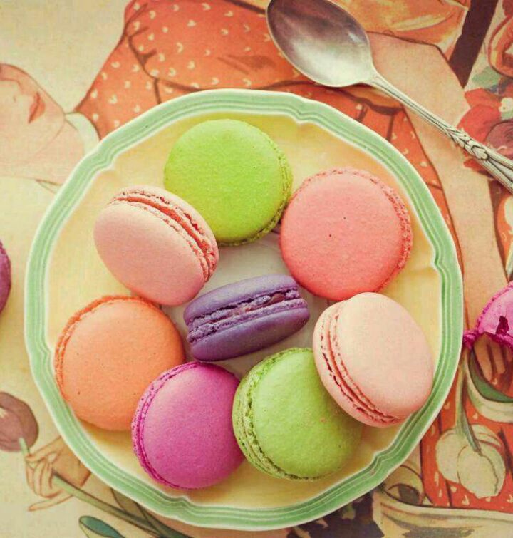 彩色的甜腻马卡龙