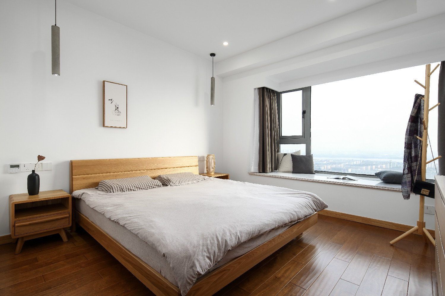 日式风格,三居室装修,20万以上装修,140平米以上装修,卧室,卧室背景墙,飘窗,白色