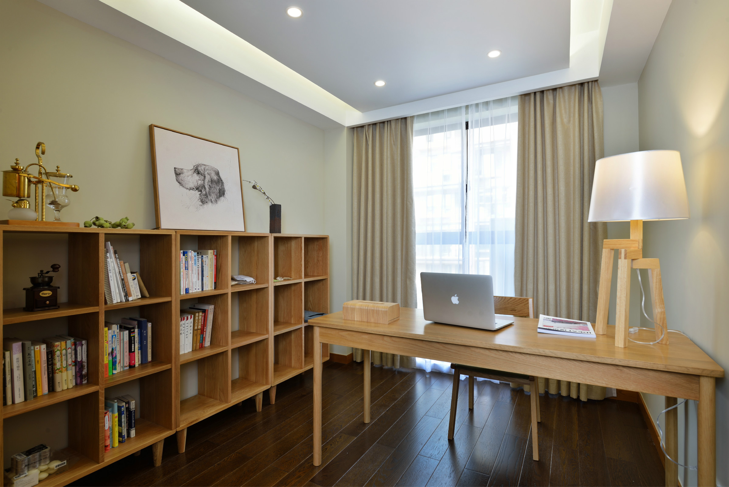 日式三居装修书房布置图