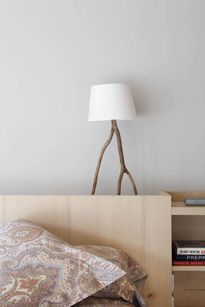 青春阳光的颜值台灯美图