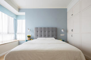 北欧三居室装修床头软包图片