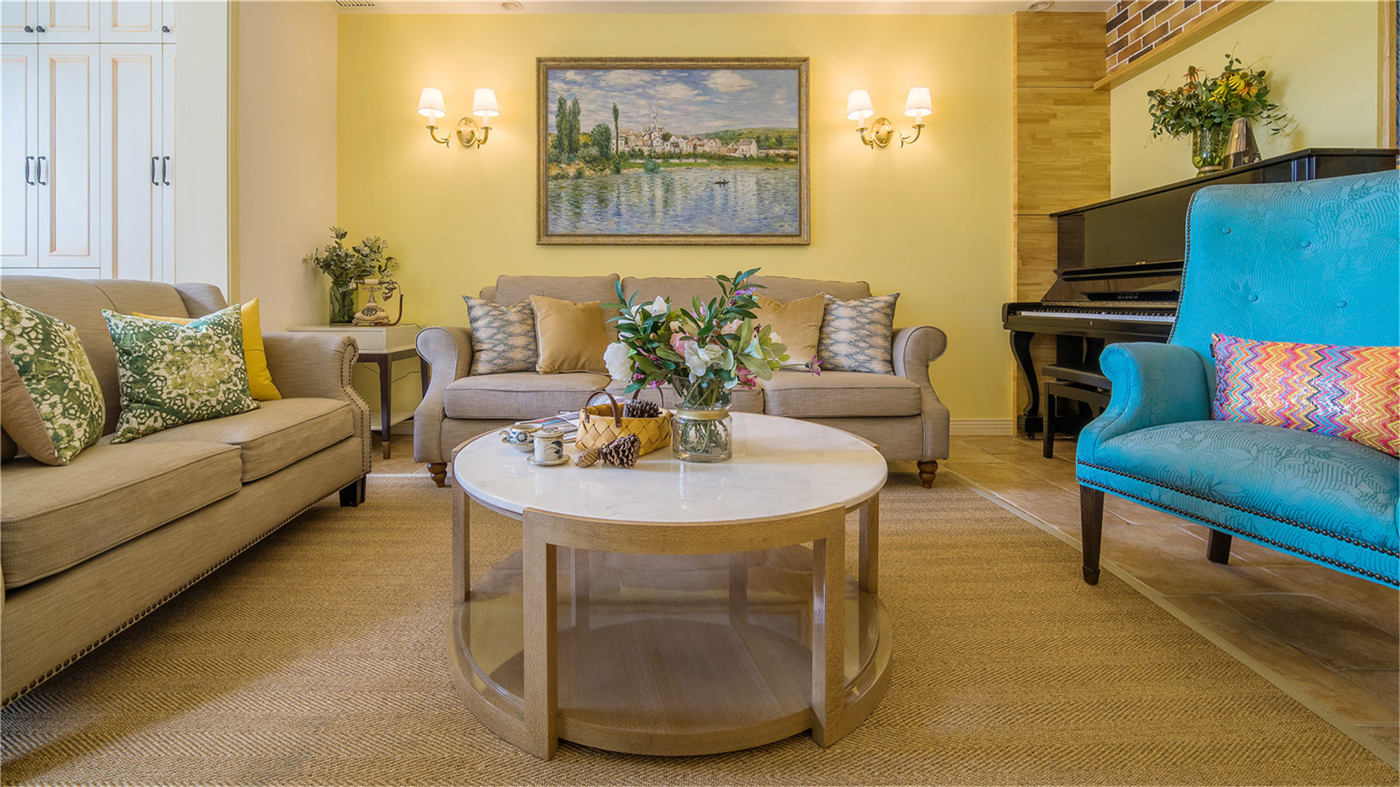 美式风格,四房装修,140平米以上装修,20万以上装修,客厅,沙发背景墙,沙发,黄色