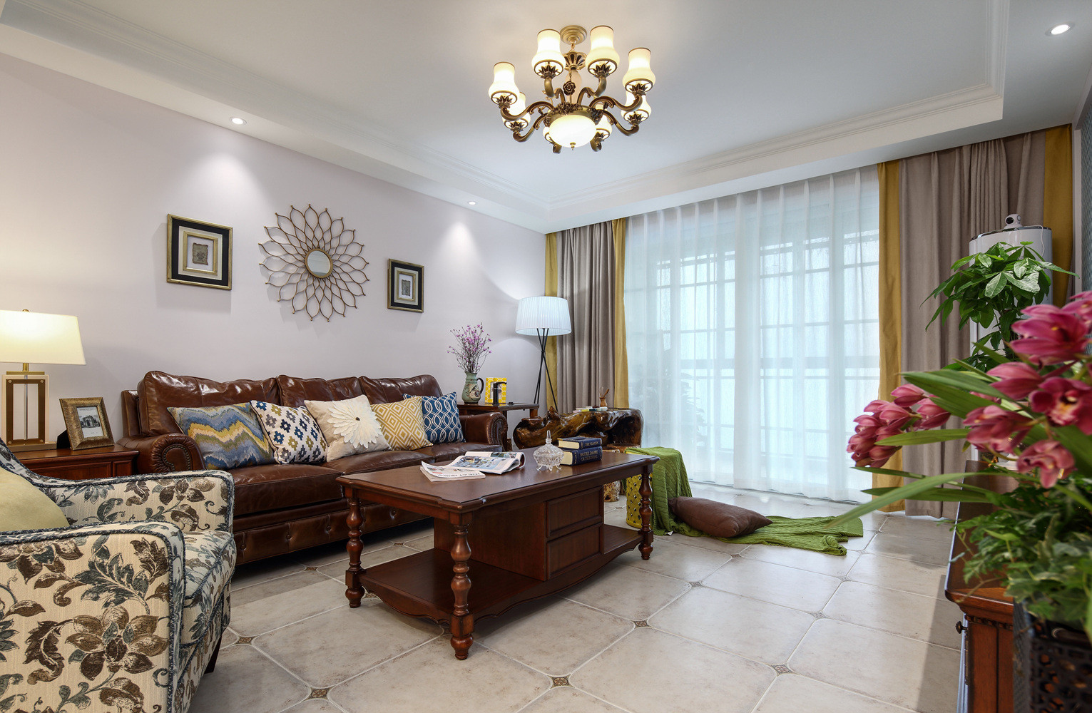 美式风格,三居室装修,130平米装修,20万以上装修,客厅,沙发背景墙,米色