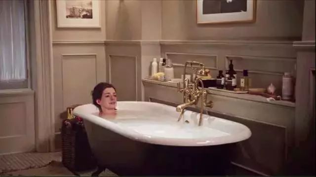 还是有很多人喜欢用浴缸,但你知道它的历史吗