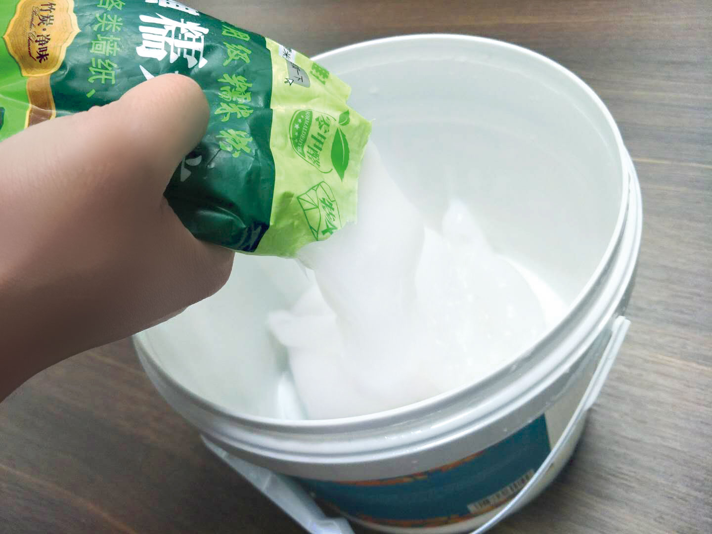 墙纸胶品牌排行雅琪备受消费者青睐