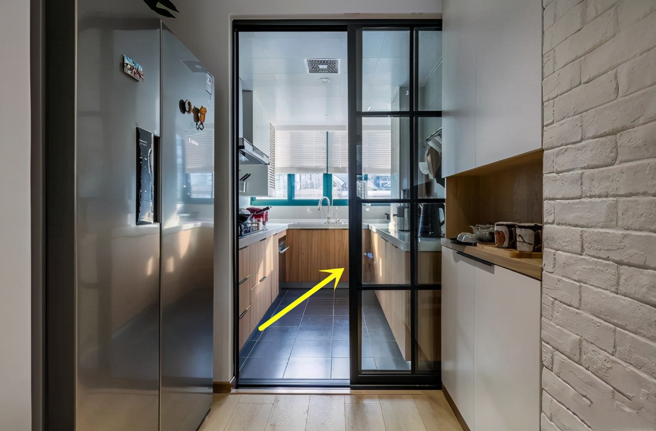 厨房间门设计效果图图片