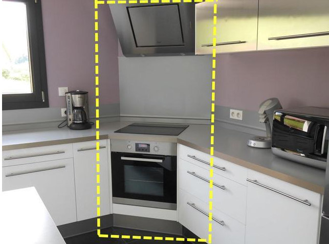 如果厨房的燃气和烟道都在转角的附近,那么可以把灶台放在这个地方.