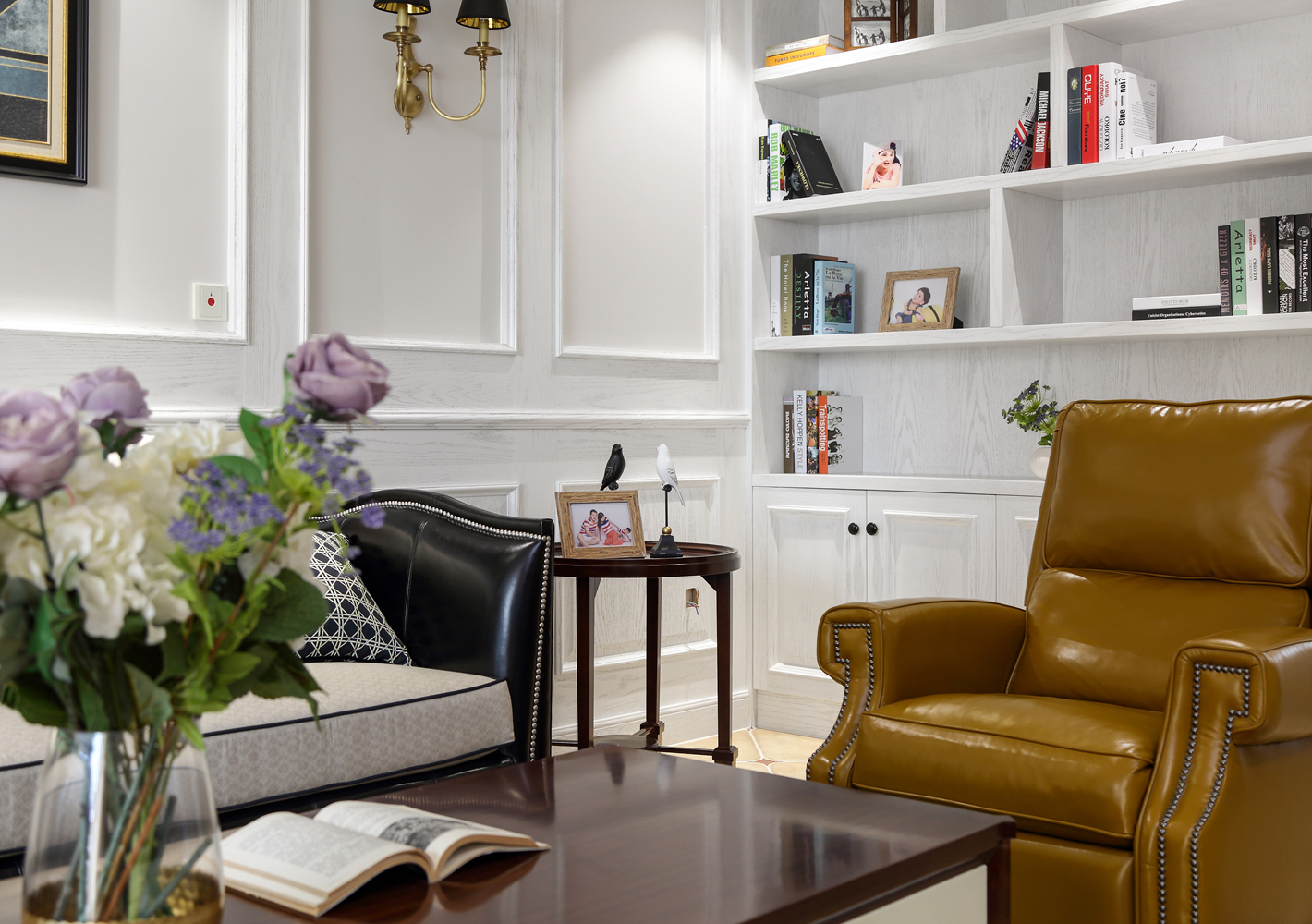 四居室现代美式空间书柜图片