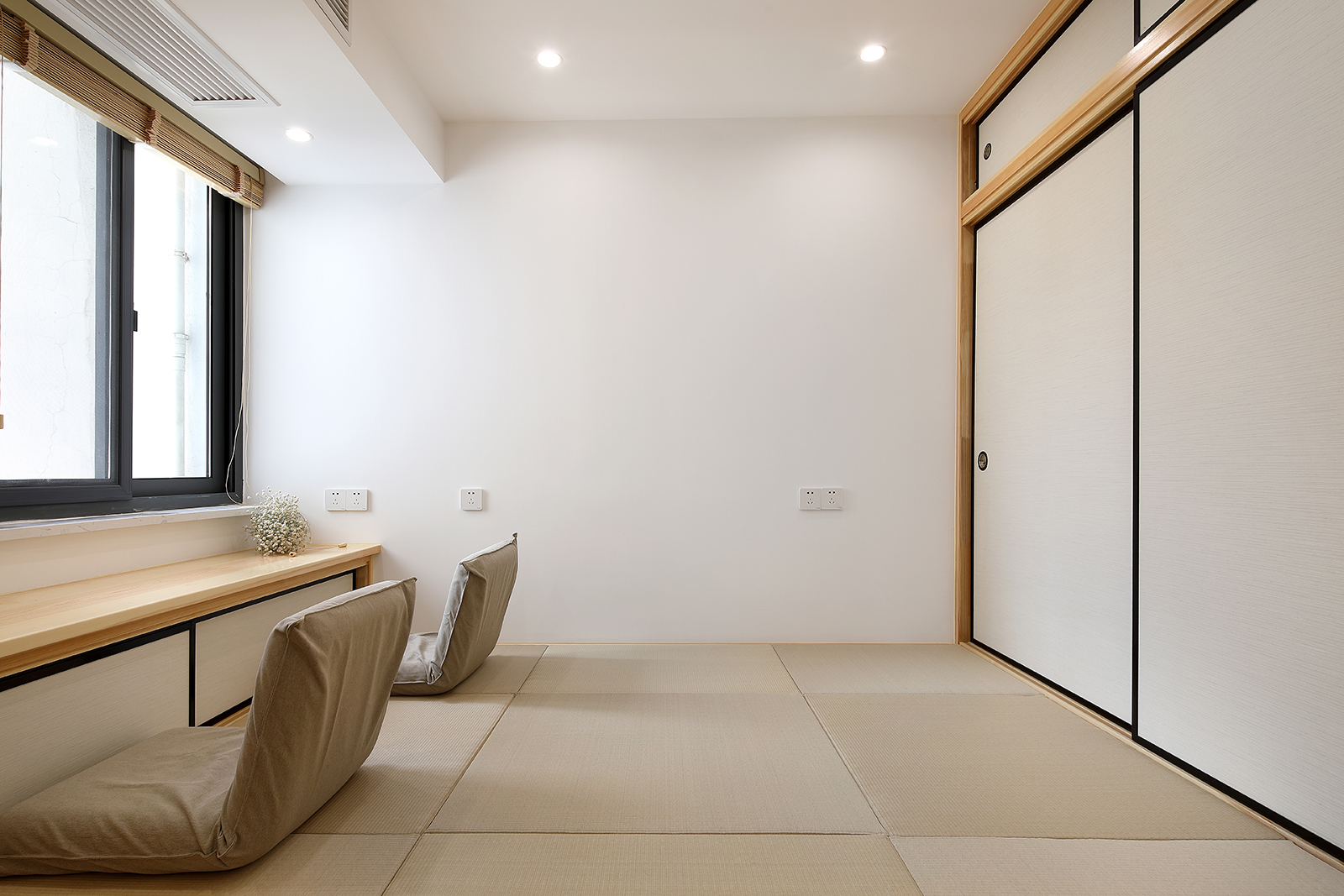 日式风格,二居室装修,80平米装修,15-20万装修,书房,书桌,白色