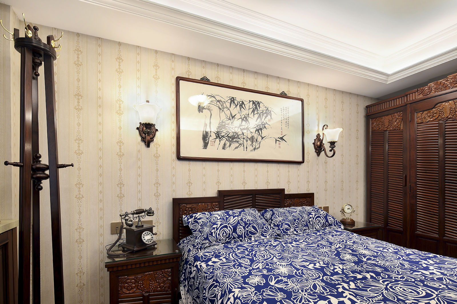 老上海复古海派风装修卧室背景墙图片