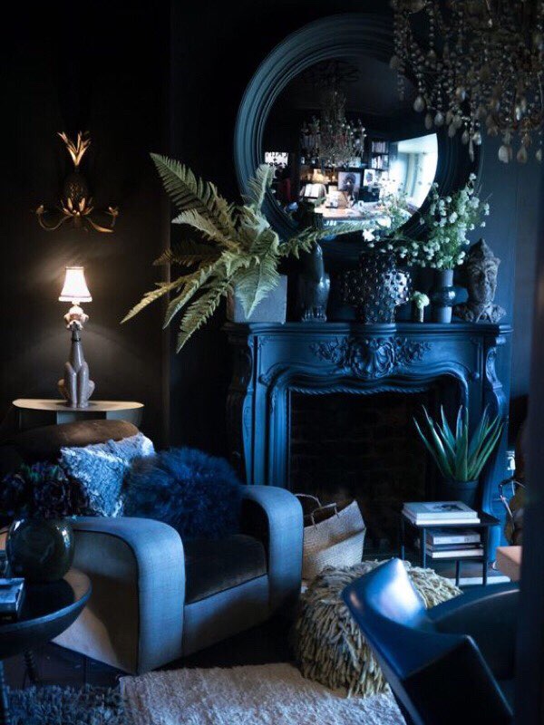 外在素雅寡淡内心色彩斑斓.