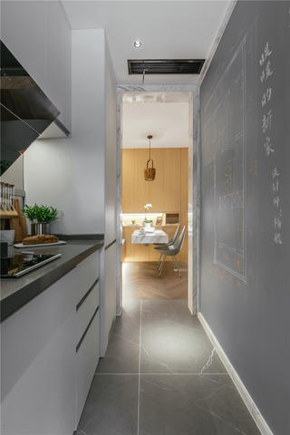 24平小户型两居厨房过道装修效果图