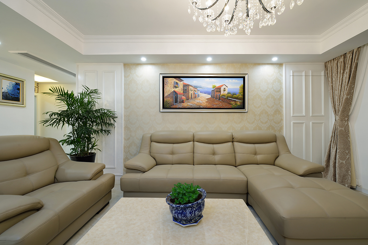 现代简约风三居室沙发背景墙装修效果图