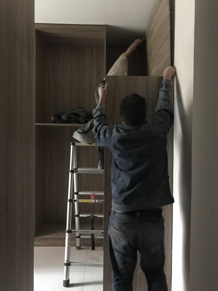 实木家具补漆：家居装饰的新篇章