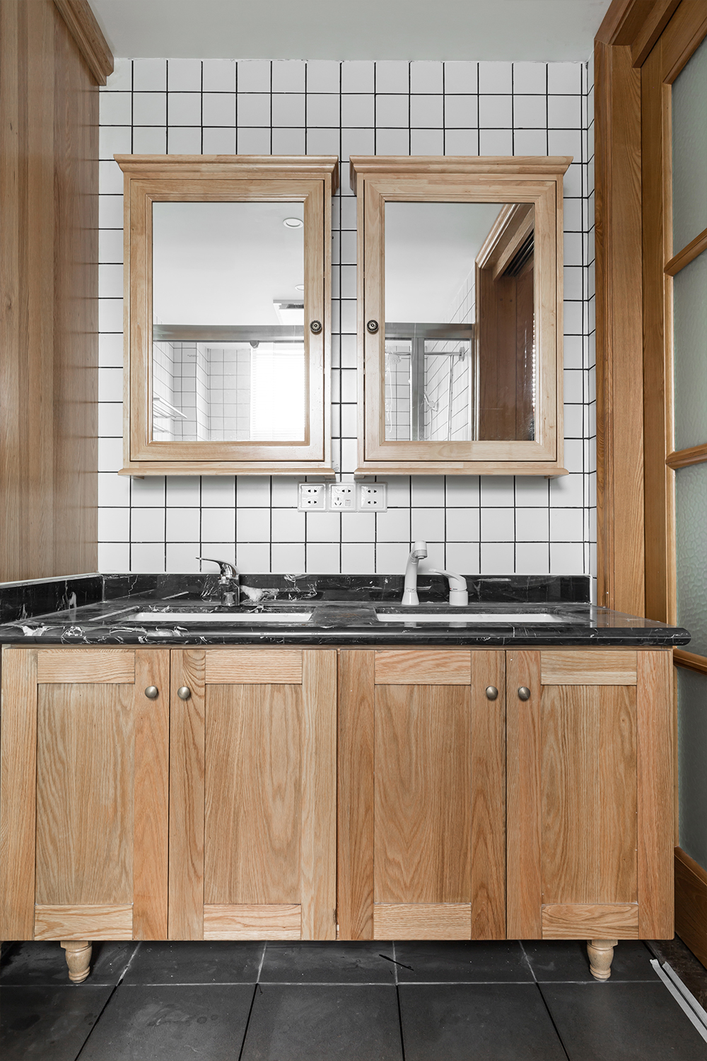 150平新中式空间浴室柜设计