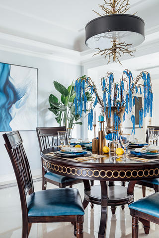 四居室美式之家餐桌图片