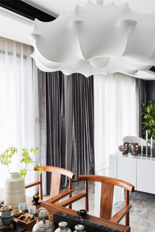 大户型现代风装修茶室吊灯设计