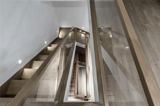 现代简约别墅楼梯装修效果图