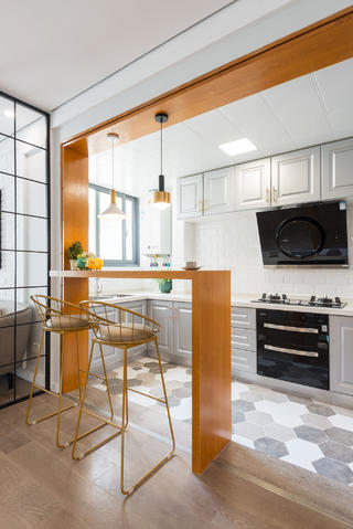 90平北欧三居装修厨房吧台设计